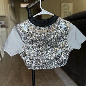 EUC Weissman MC silver sequin crop top black collar hi low hem girls size 10/12